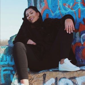 Meet your Posher, Rosalie